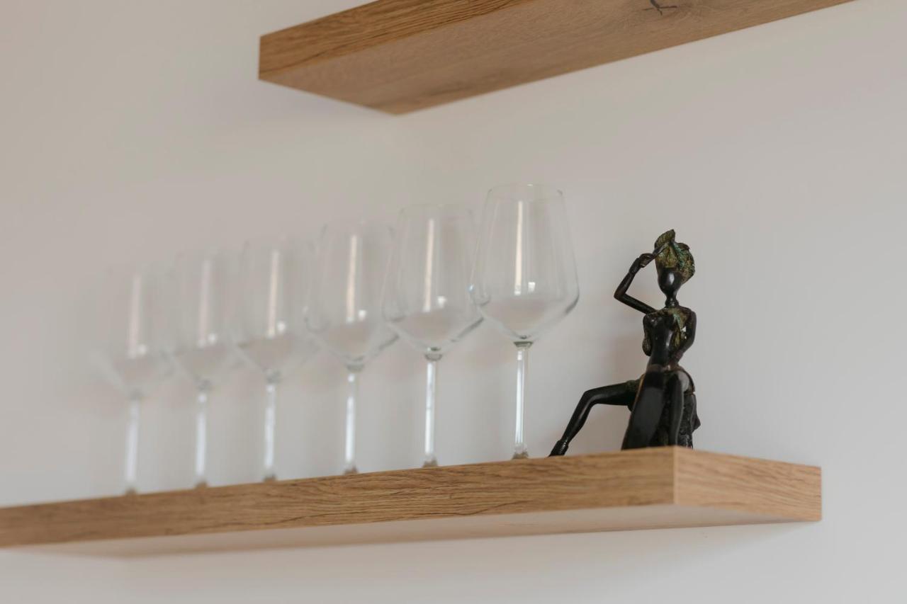 The Forest - Luxe Central Apt With Free Secured Parking Brasov Luaran gambar